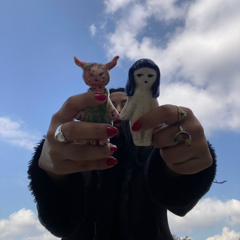 Greñudita "Diablita de plumón" - Muñeca de colección